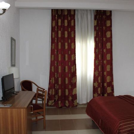Hotel Franco Yaounde Luaran gambar