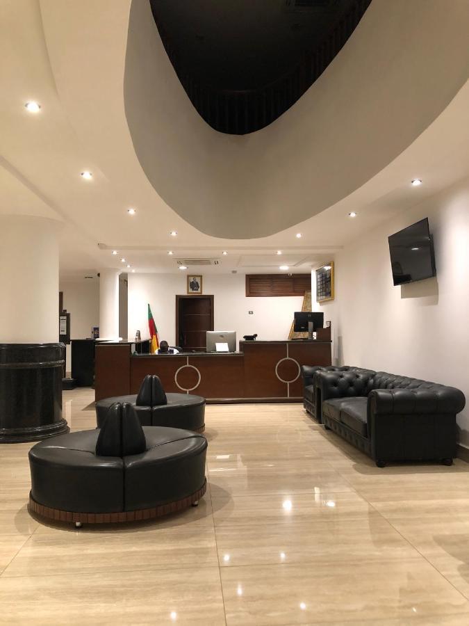 Hotel Franco Yaounde Luaran gambar