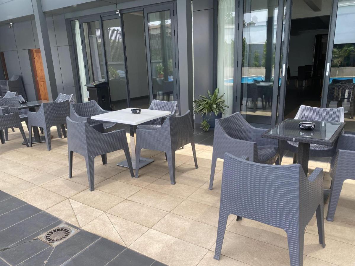 Hotel Franco Yaounde Luaran gambar