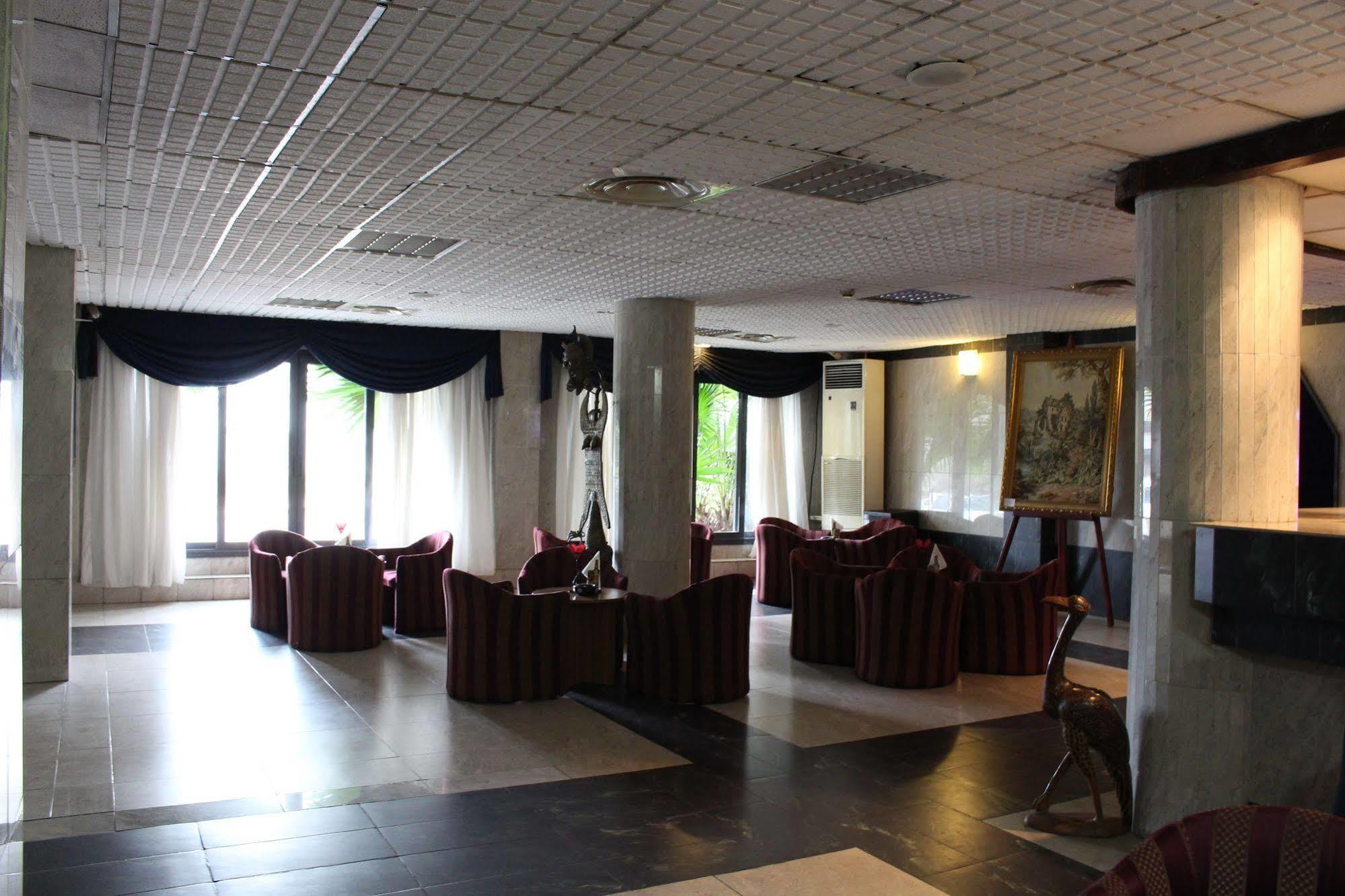 Hotel Franco Yaounde Luaran gambar